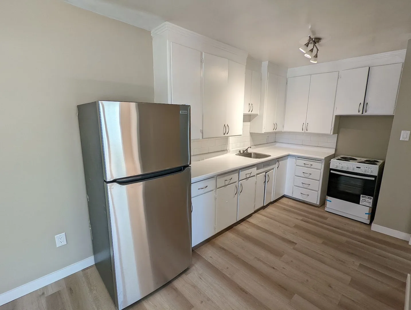 Broadview Legislature Apartments