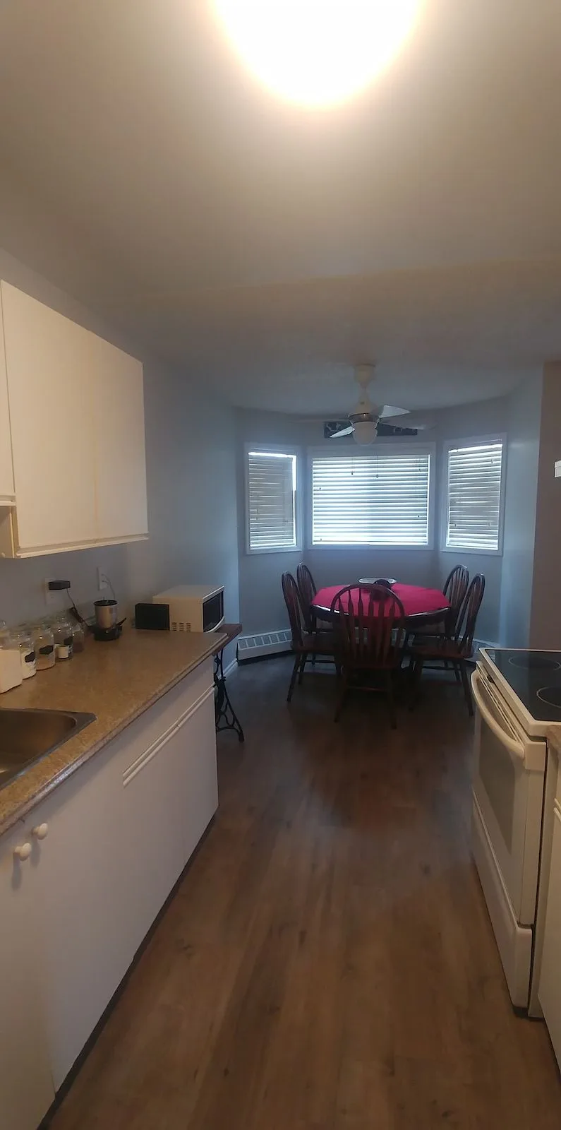 2 bedroom 2 bath fully furnished condo for rent