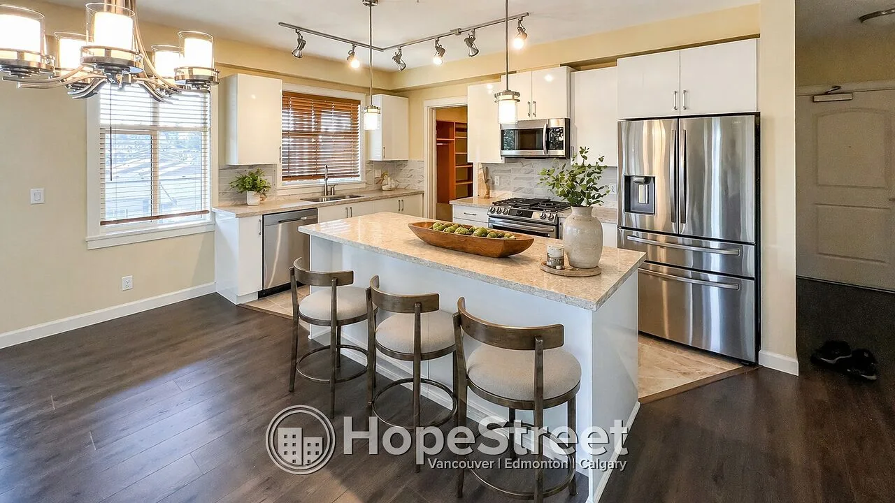 2 Bed + Flex Condo | Langley | Huge Patio • 2 Parking