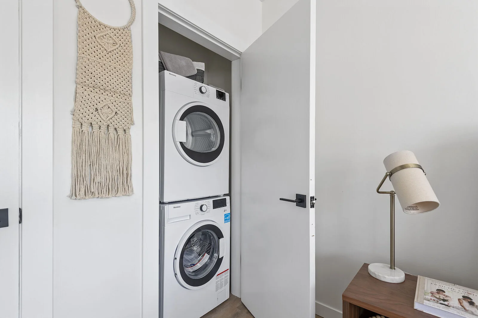 Fully renovated 1 bedroom with in-suite laundry