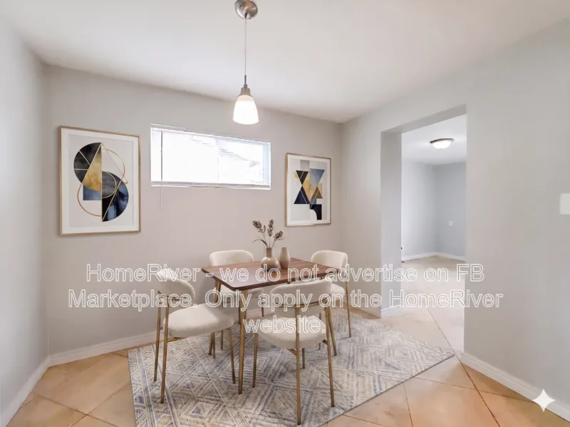 2221 E Beverly Ln, Phoenix, AZ 85022, USA