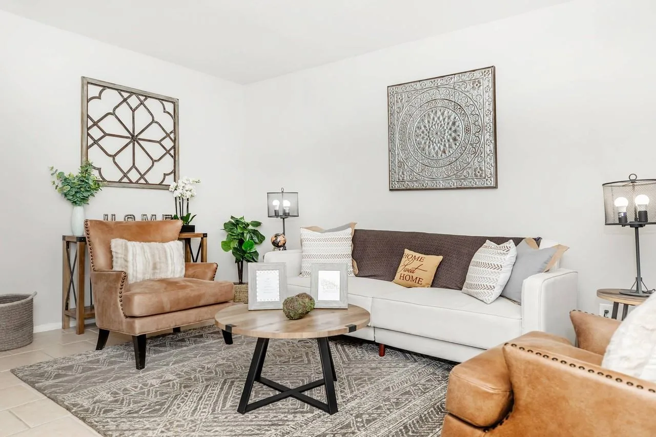 Briar Court Apartments