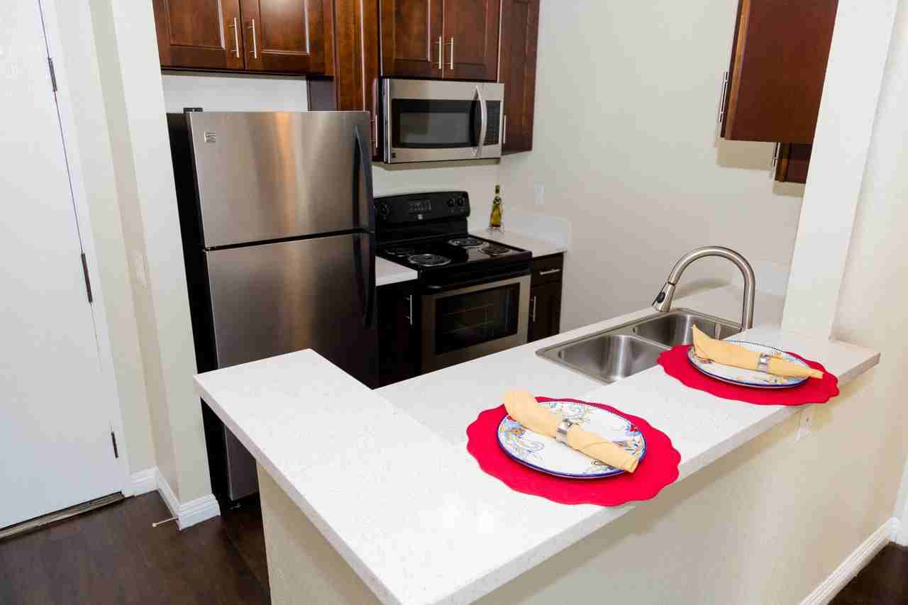 The Lodge at Porter Ranch Apartments