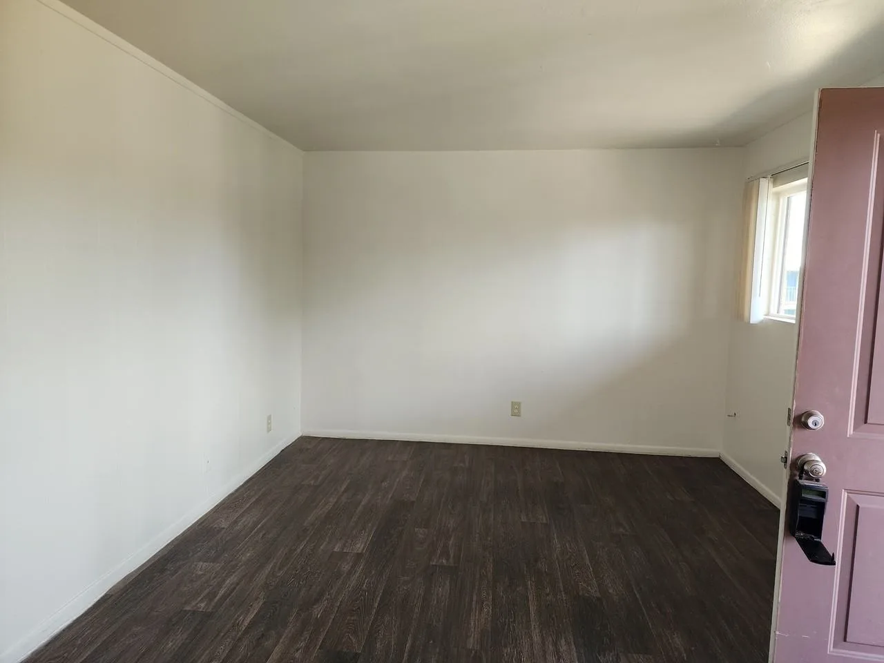2535 W Highland Ave