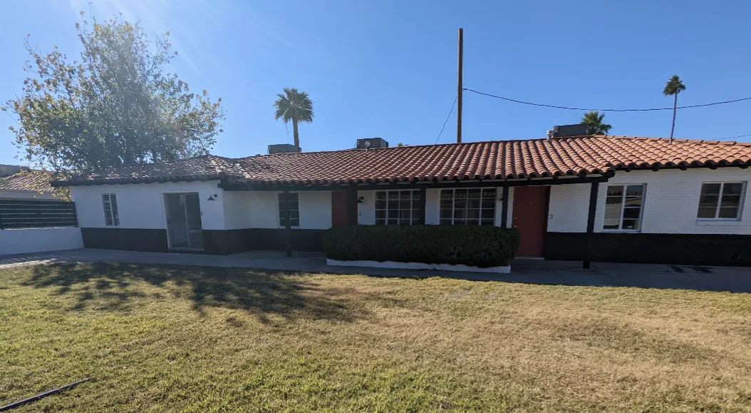 1406 W Whitton Ave