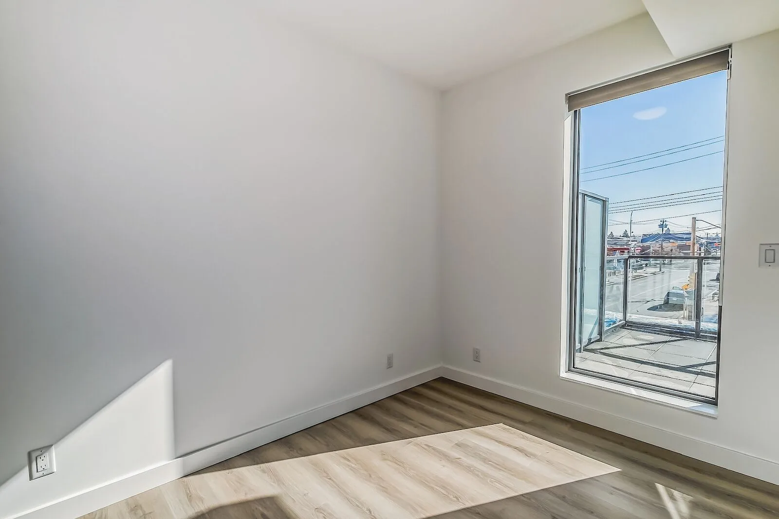 LIKE NEW 1 Bed / 1 Bath Condo in Bridgeland