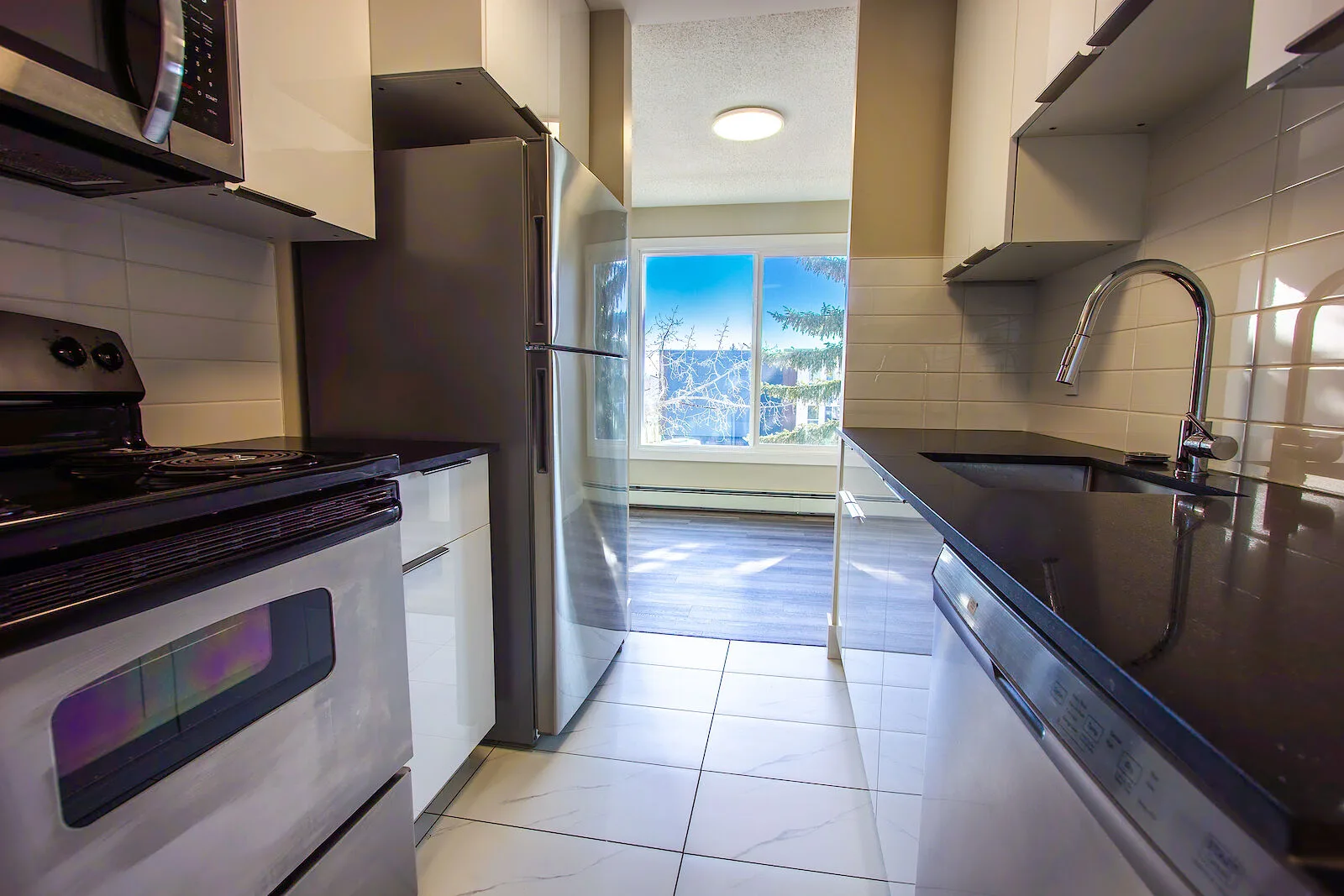 Fully Renovated Suites at Windsor Estates