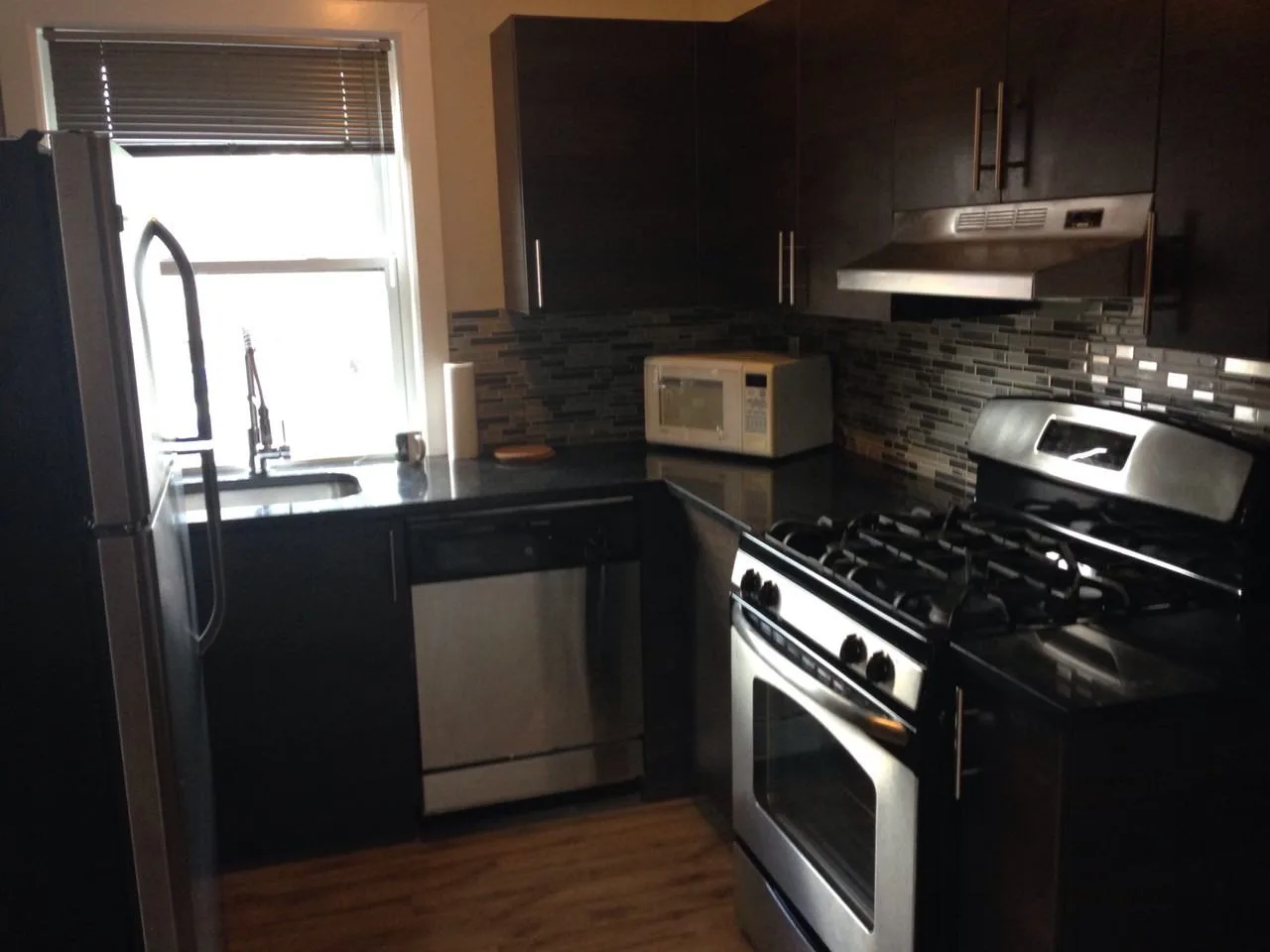 189 Fourth Avenue, Ottawa, ON K1S 2L5, CA