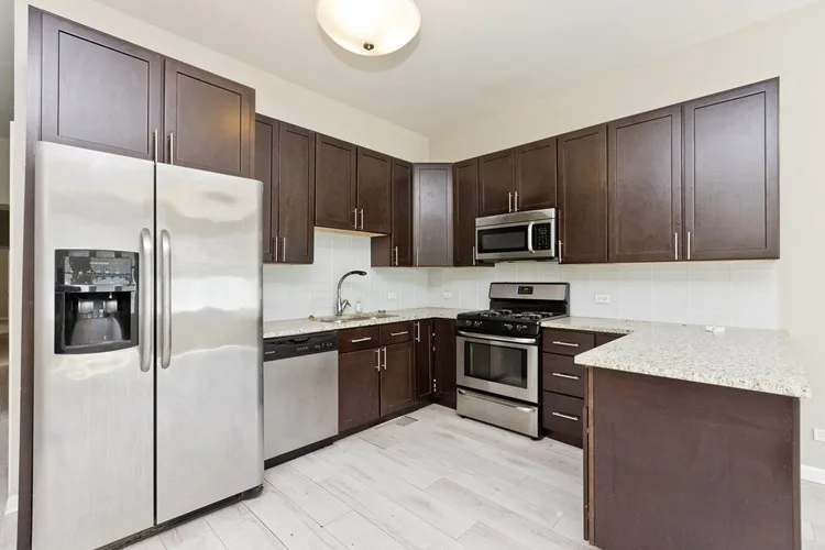 2246 Belden