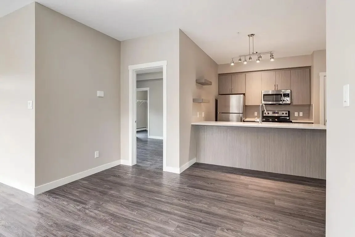 In-suite laundry, stove, oven, fridge, dishwasher, and microwave | Book a showing today!
