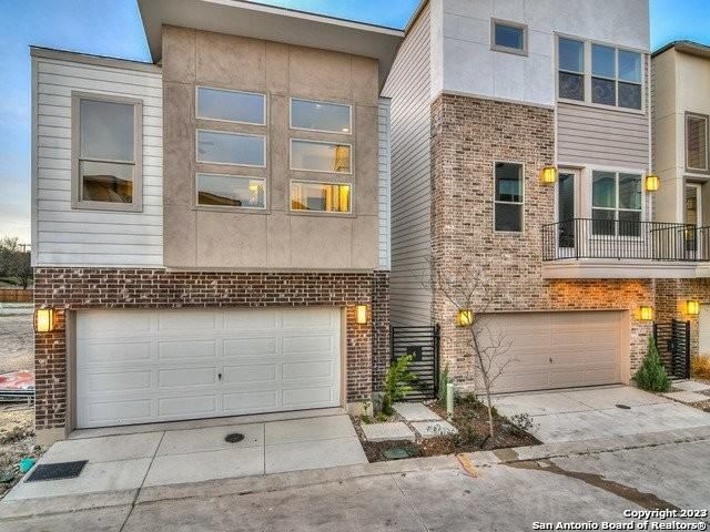 3831 Harry Wurzbach Rd, San Antonio, TX 78209, USA