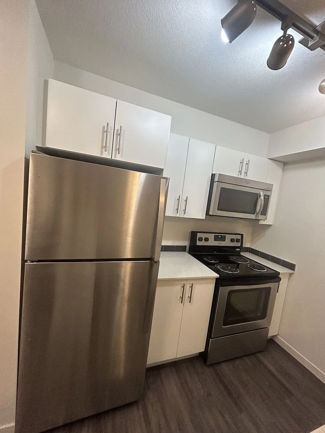 Bright and Contemporary 1-Bedroom Condo in Skyview Ranch, Calgary