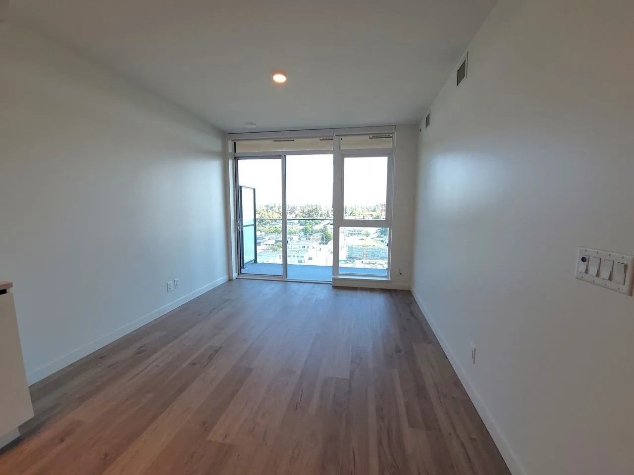 13428 105 Avenue, Surrey, BC V3T 0S6, CAN