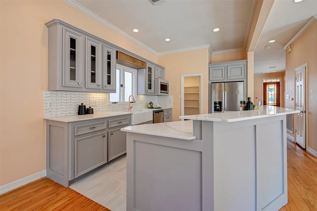1408 W 25th St, Houston, TX 77008, USA