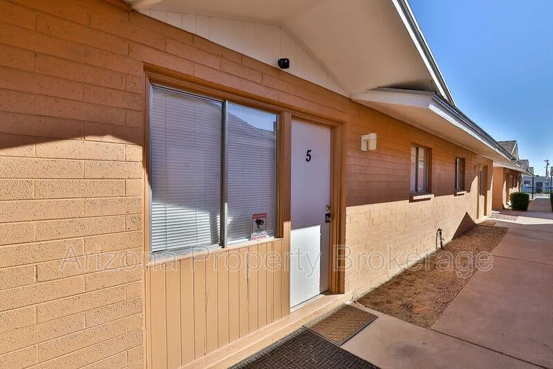 1702 W Vogel Ave, Phoenix, AZ 85021, USA