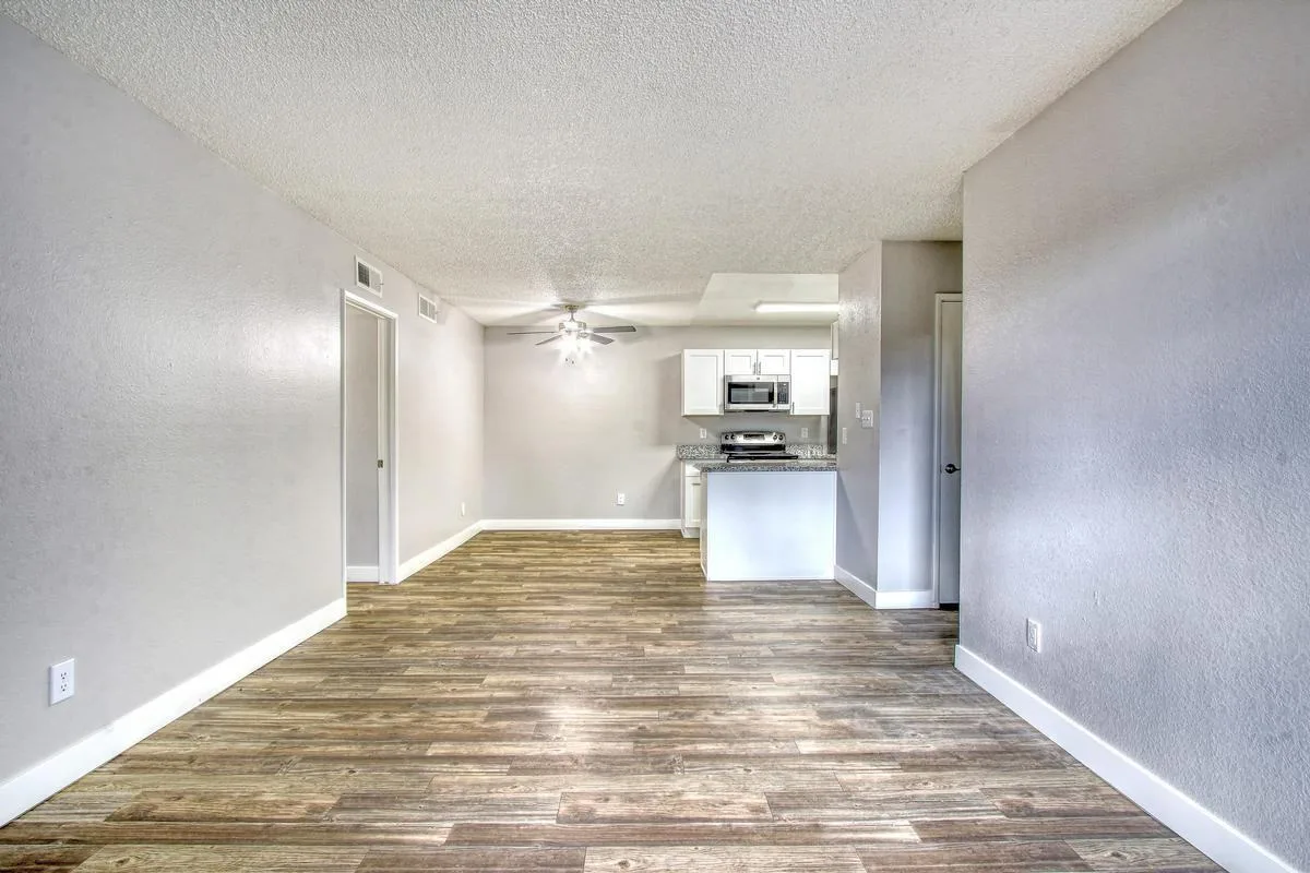 6041 W Thomas Rd, Phoenix, AZ 85033, USA