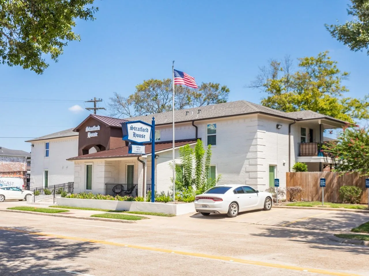 Stratford House Apartments