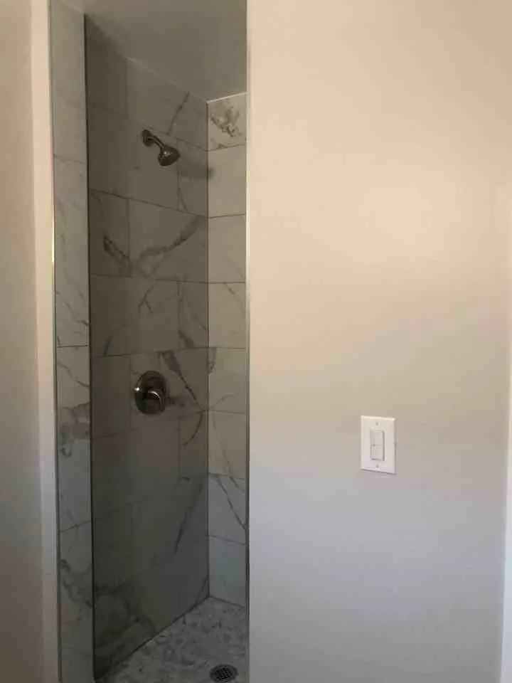 4145 GARTHWAITE AVE LLC