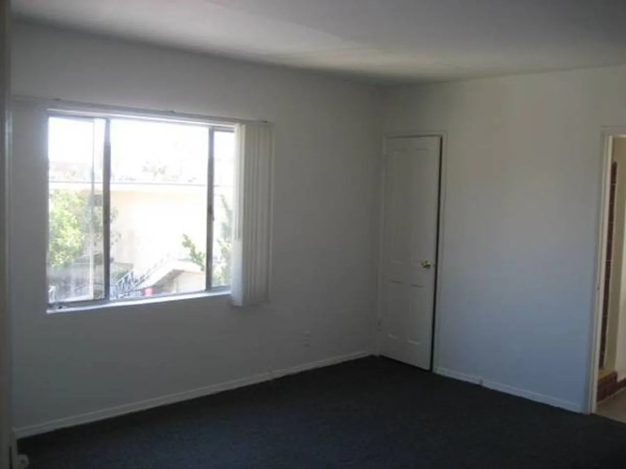 530 GLENROCK AVE.
