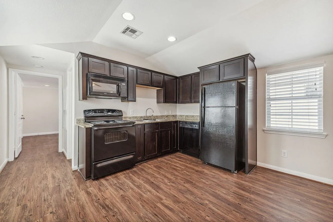 427 W. 16th