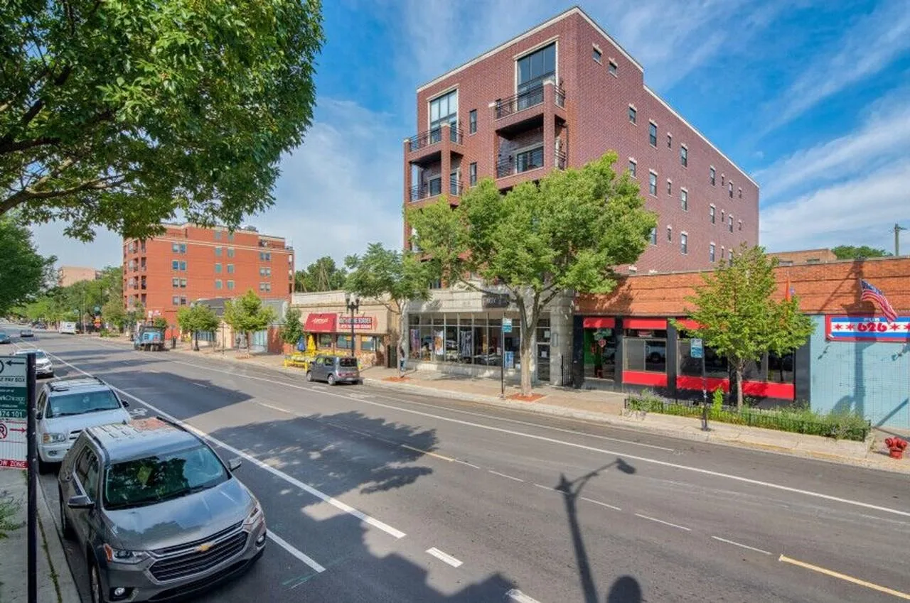1412 W Morse