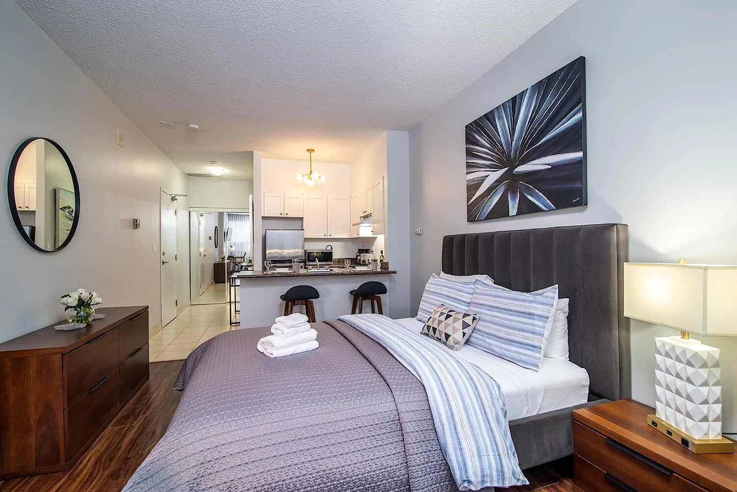Elevated living steps from Yorkville