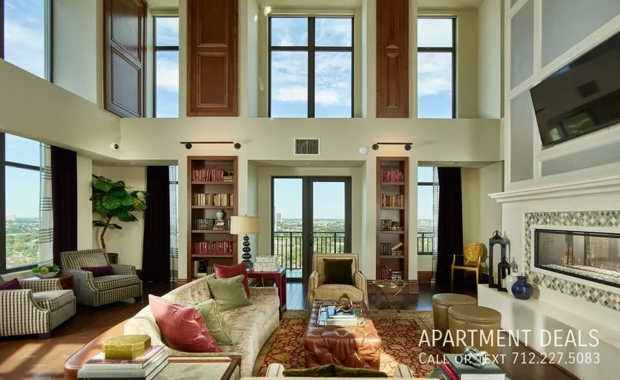 10 Chelsea Blvd, Houston, TX 77006, USA