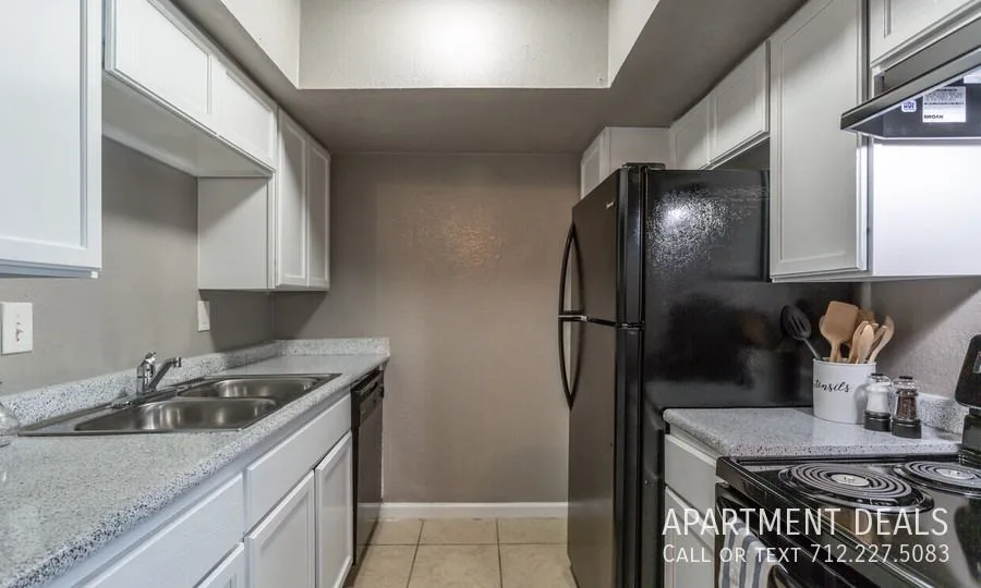 960 Villa De Matel Rd, Houston, TX 77023, USA