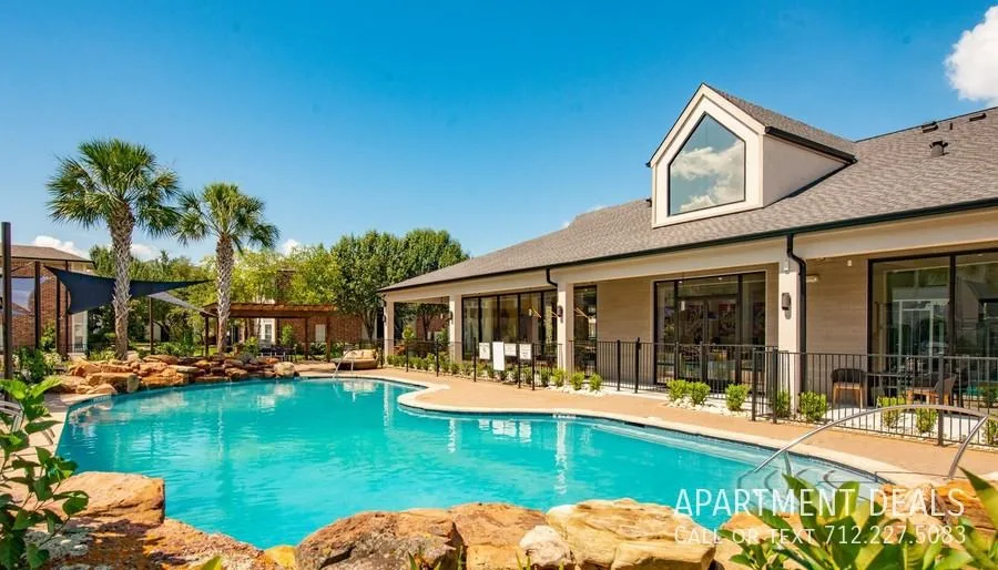 9117 Lakes At 610 Dr, Houston, TX 77054, USA