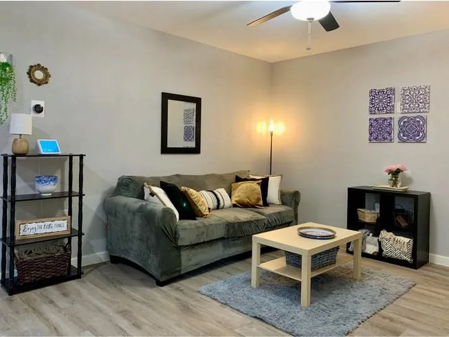 2813 Beauchamp Street, Houston, TX 77009, USA