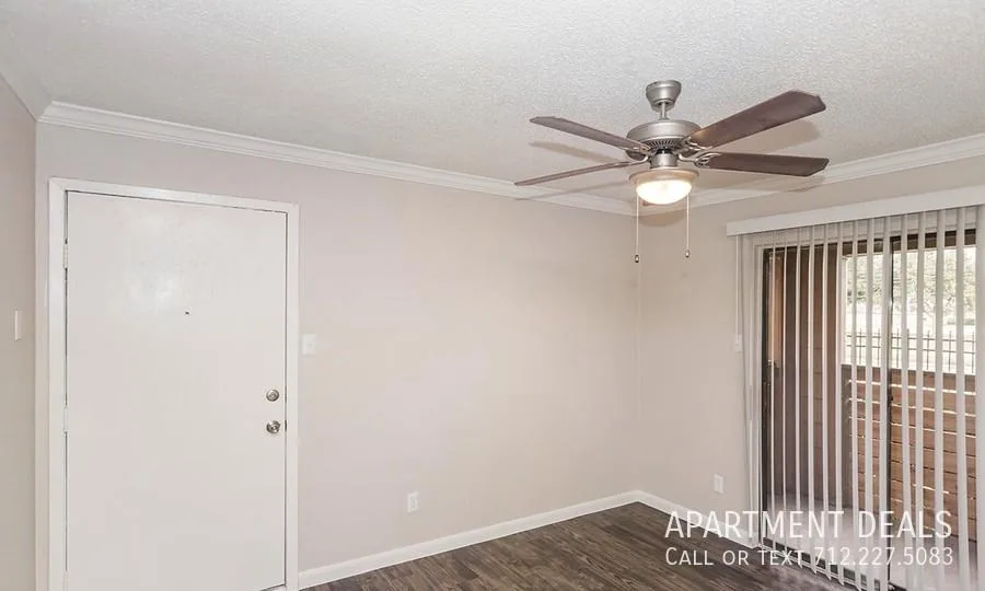 8907 Jones Rd, Houston, TX 77065, USA