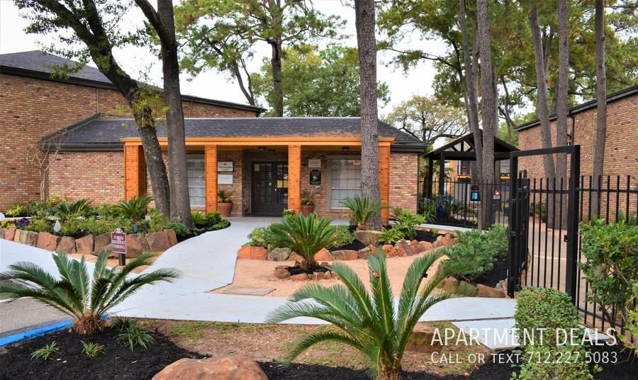 4256 W 34th St, Houston, TX 77092, USA