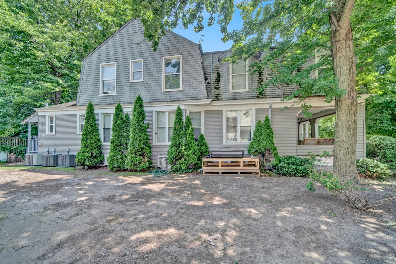 909 Gaffield