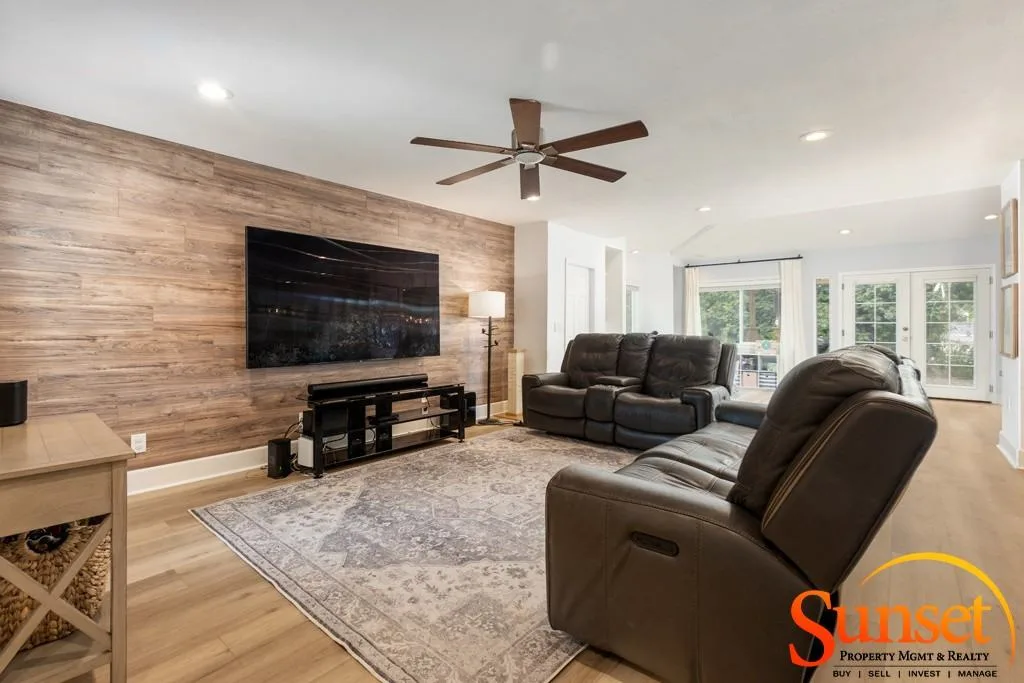 1835 Crandall Dr, San Diego, CA 92111, USA