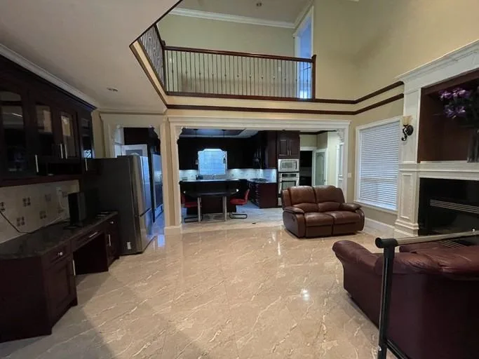 16482 88 Ave, Surrey, BC V4N 1E7, CAN