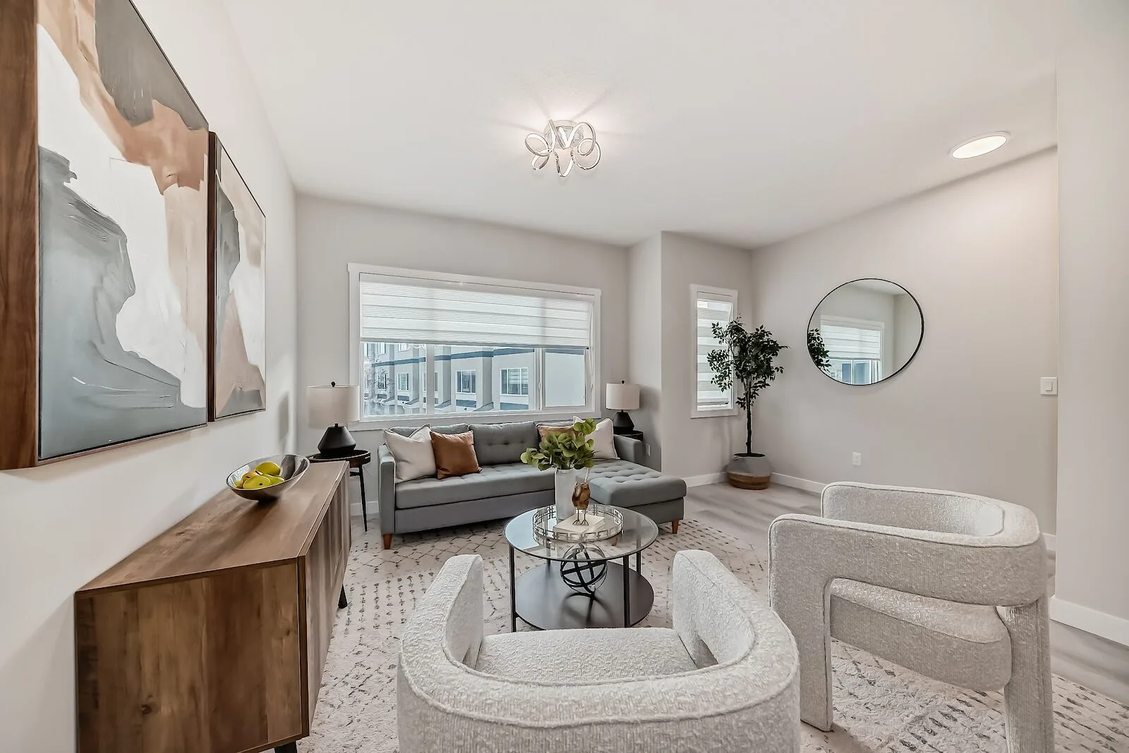 Tuscany Estate - Newly Townhouse 2 Bedroom with Tandem Garage