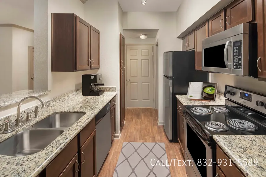 2898 Milam St, Houston, TX 77006, USA