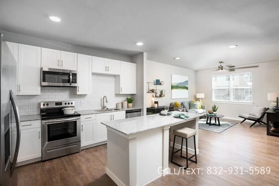 5799 Nw Central Dr, Houston, TX 77092, USA