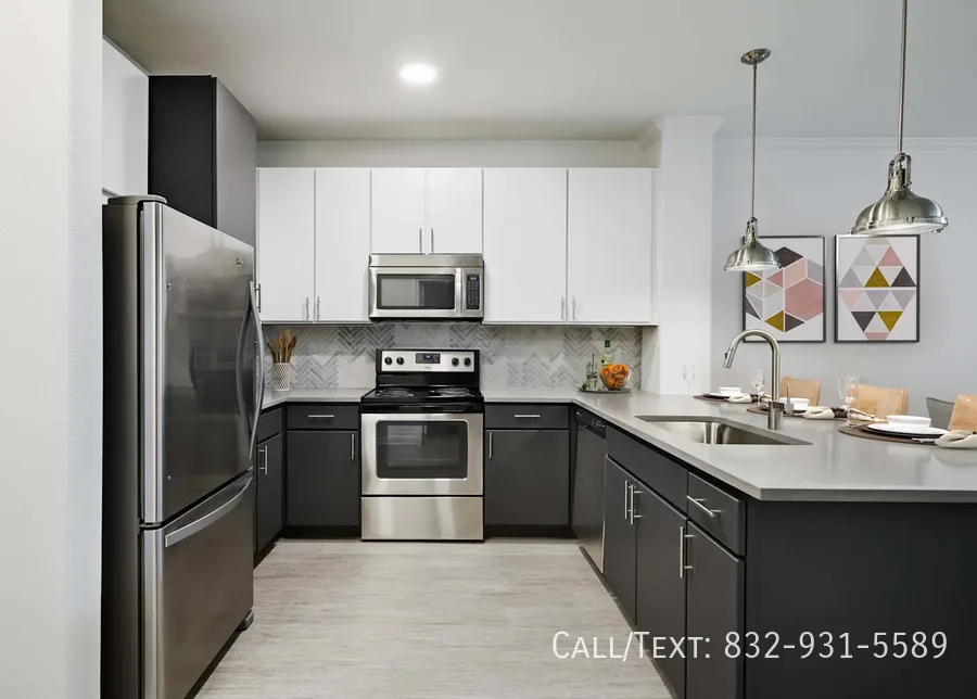 345 Oxford St, Houston, TX 77007, USA