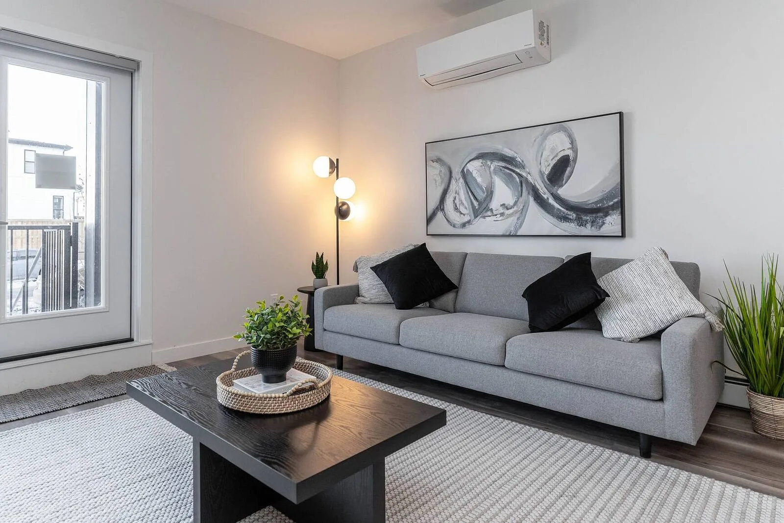 Discover Your Dream Home in Arbour Lake!