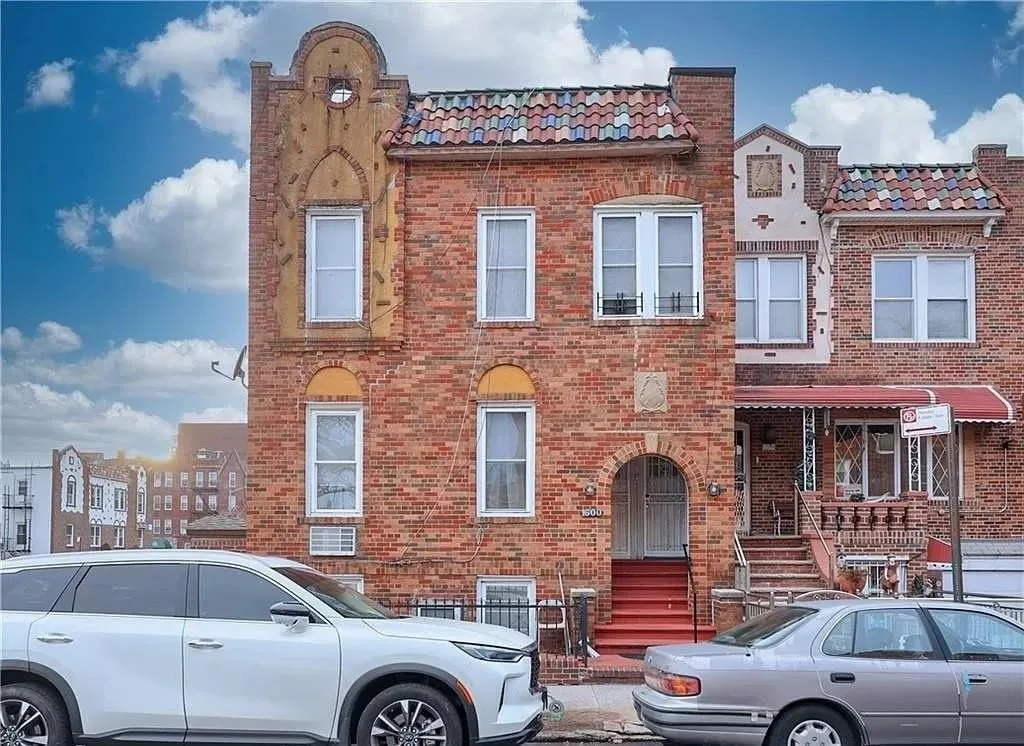 1600 W 5th St, Brooklyn, NY 11204, USA