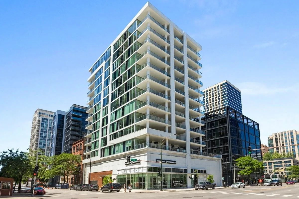 144 W Erie St, Chicago, IL 60654, USA