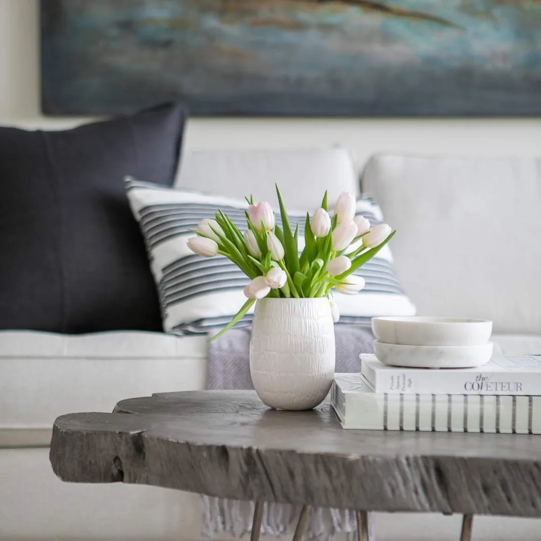 Graydon Hall. Urban comfort meets natural beauty.
