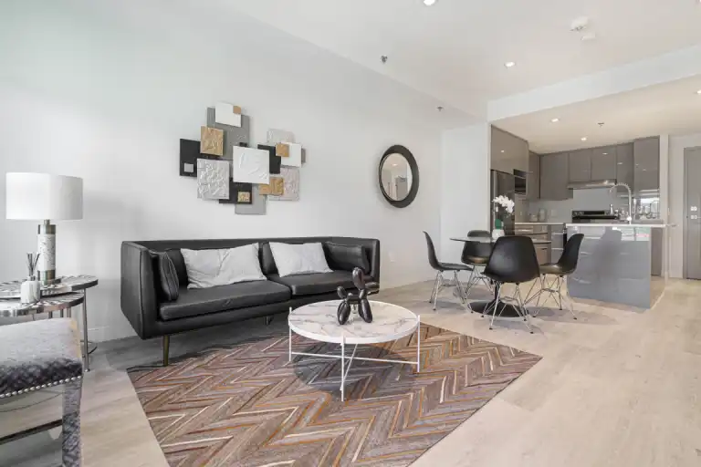 Sachi Apartments