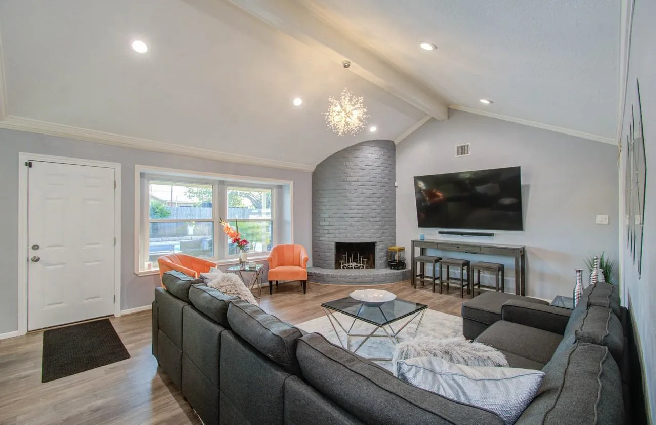 10606 Kirkwren Dr, Houston, TX 77089, USA