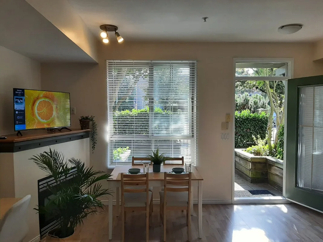 2375 W Broadway, Vancouver, BC