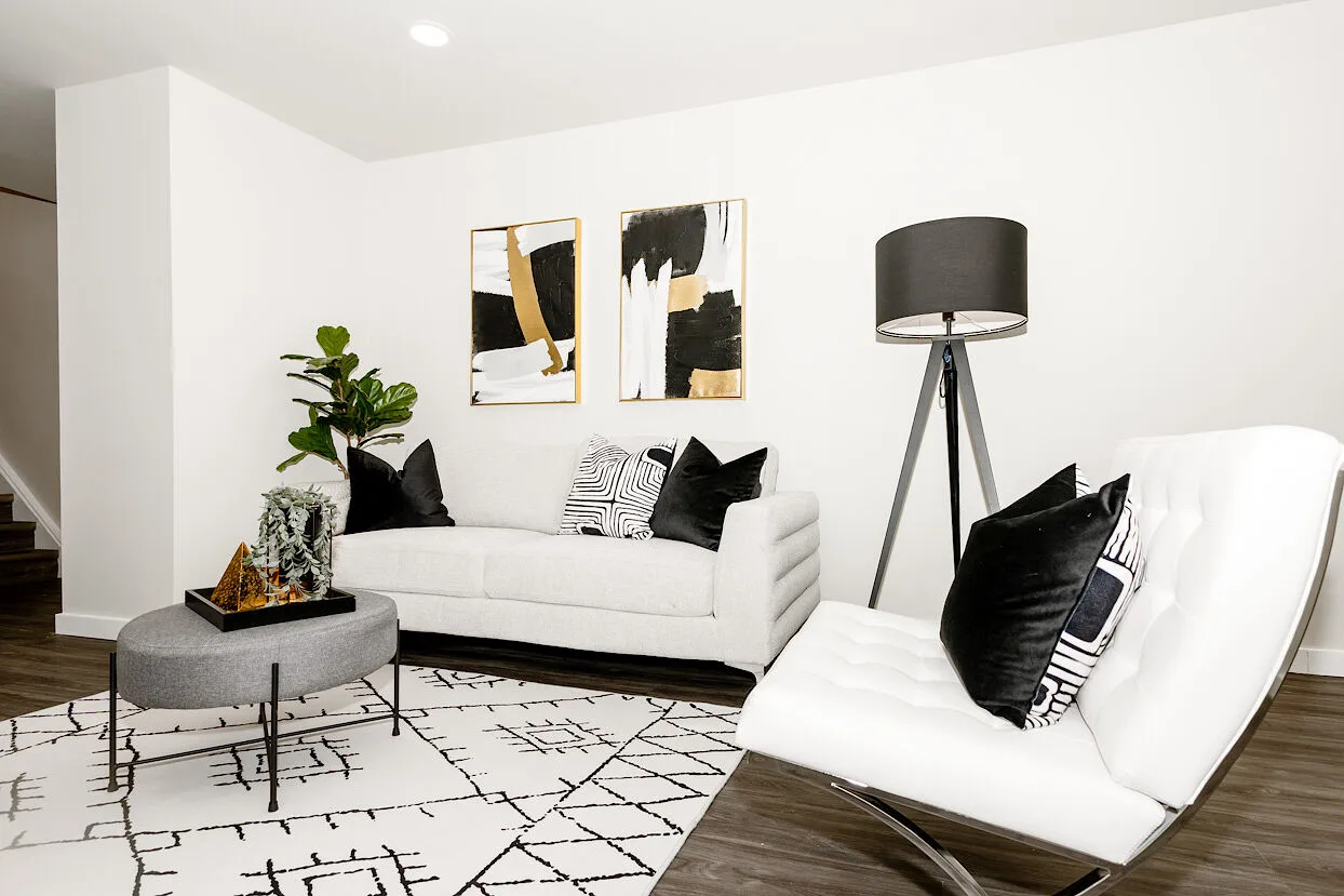 Molson Gardens - 1, 2 & 3 Bedroom Suites. All Utilities Included (Heat, Water, Hydro) + Rogers 300 High-Speed Internet.