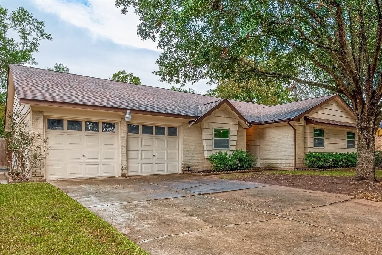 8334 Concho St, Houston, TX 77036, USA