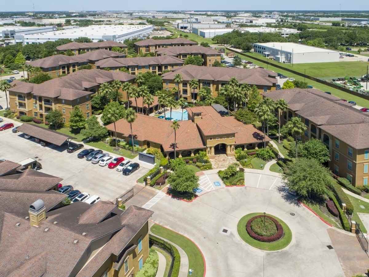 Estancia San Miguel Apartments
