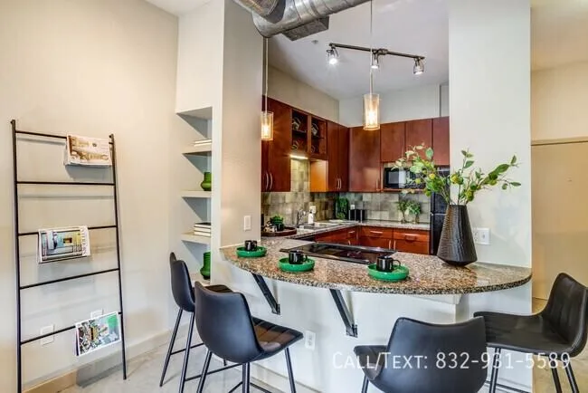 2411 Dixie Dr, Houston, TX 77021, USA